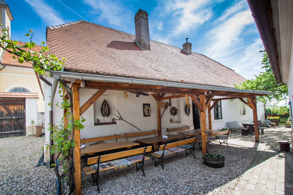 Rodinné vinařství Holánek se o vás postará jako o vlastní